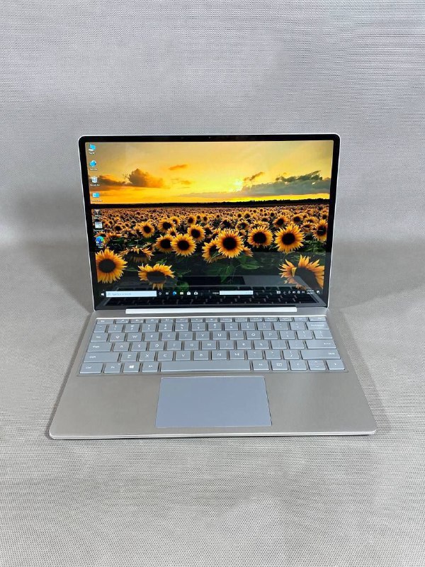 لپ‌تاپ Microsoft Surface GO